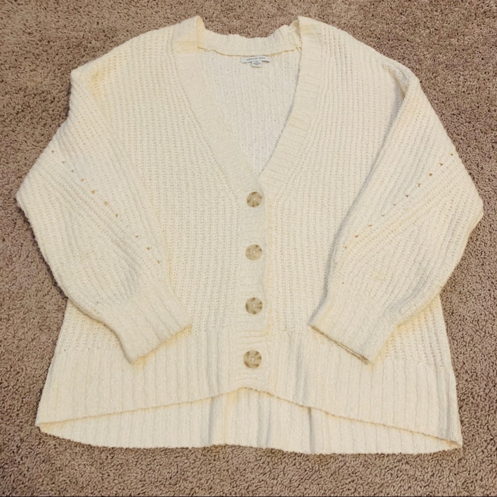 American Eagle Cream Slouchy Cardigan